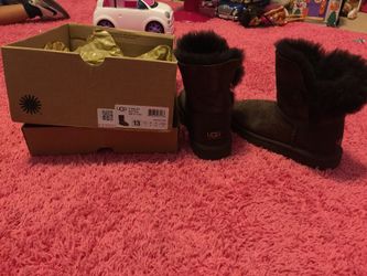 Girls size 13 from birds to