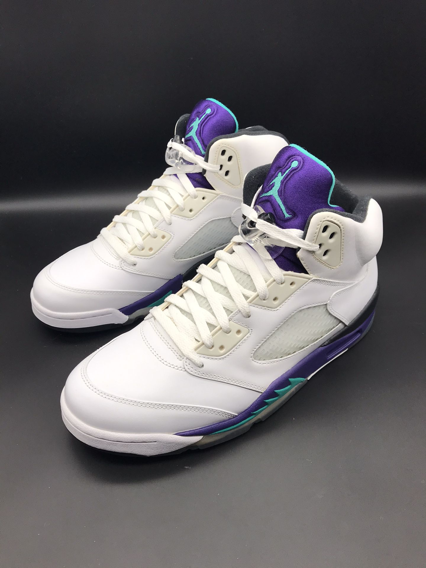 Men's Nike Air Jordan 5 V Retro Grape 2013 White Purple Size 11.5 Authentic