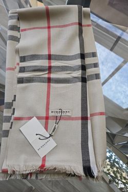 Burberry Scarf 