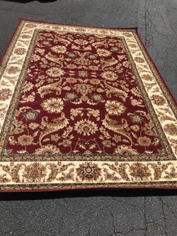 Brand new traditional design area rug size 5x8 nice red carpet