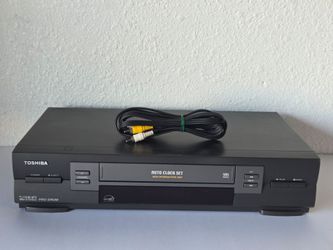 Toshiba W-603 VCR VHS Video Cassette Recorder Player With AV Cables