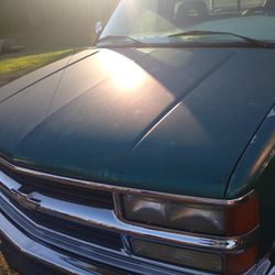 88/98 Chevy Truck Hood Only Rust And Dent Free