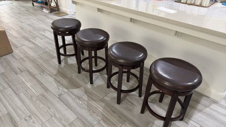 Counter chairs 4