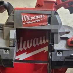 Milwaukee Fuel Deep Cut Bandsaw