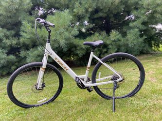 Trek Verve 1 Bicycle