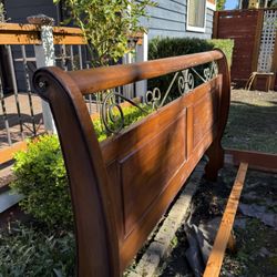 All Natural Oak Bed Frame. Antique Queen 