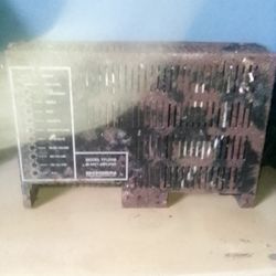 unkown amp on power amp