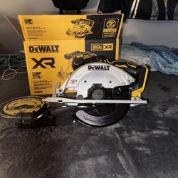 Dewalt Circular Saw 