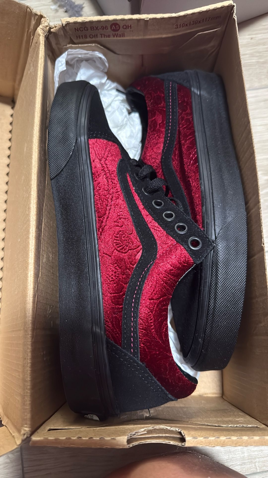 Vans Size 8 Wmnz 