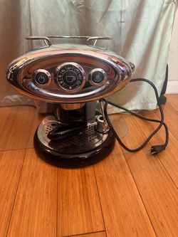 illy Francis Francis Espresso Machine Chrome