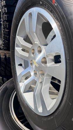 Chevrolet stock rims 18”s