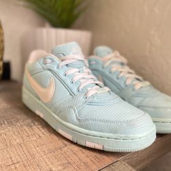 light blue shoes nike 