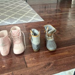 Pink Girls Sperry boys Sperry. Size 2