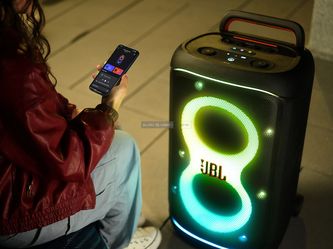  JBL PartyBox 520 Portable Wireless Party Speaker (Brand New) 