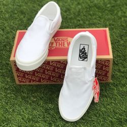 White Slip On Vans *NEW* 