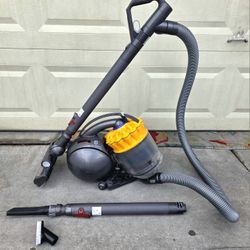 Dyson DC39 Canister Vacuum Cleaner - Extra Extension Wand, 3 Tools, Amazing Suction  - North Glendale 