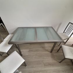 Dining Room Set (Table and Chairs) - Converts From 66” To 99”