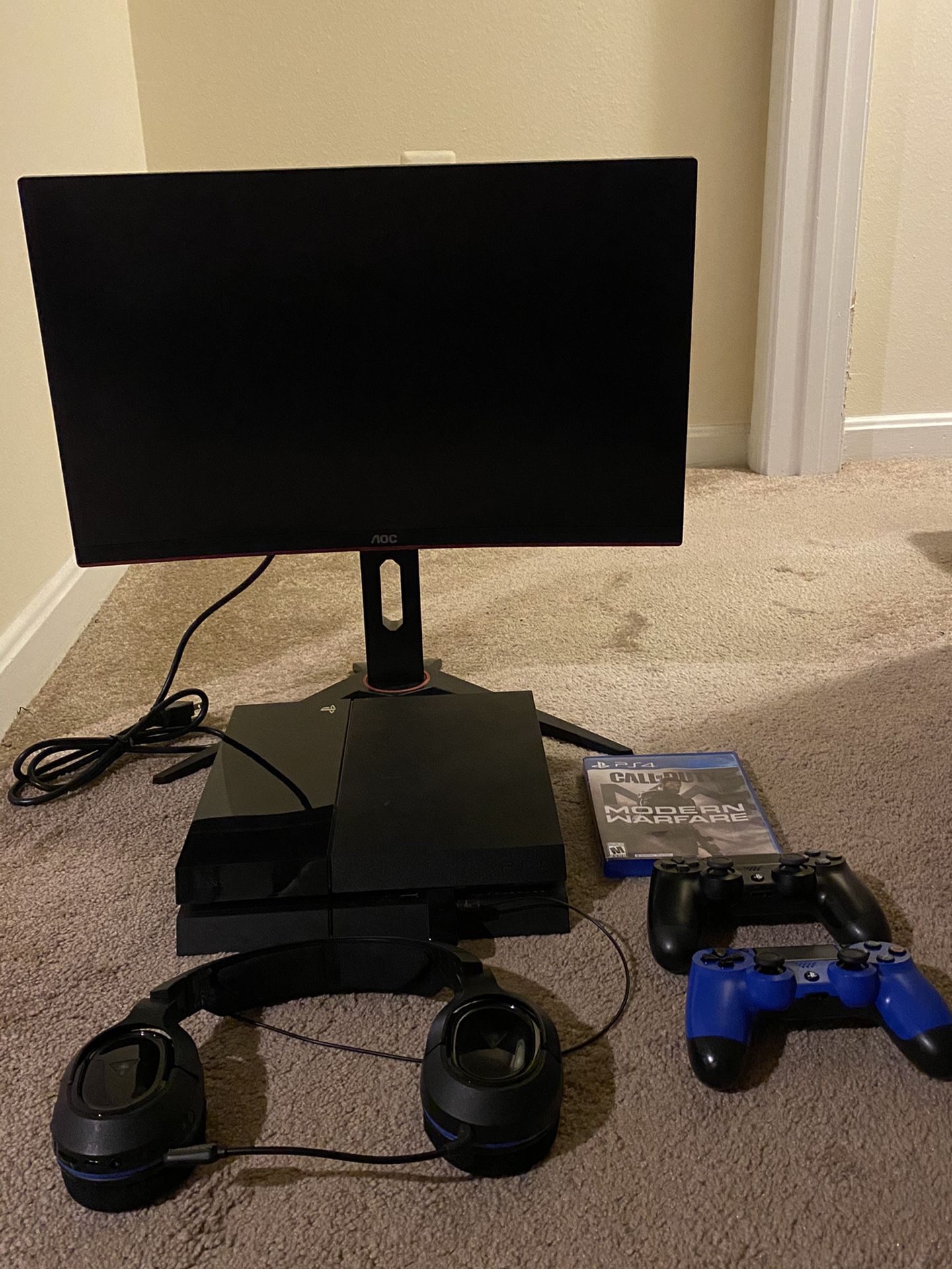 PS4 + Monitor + Headset