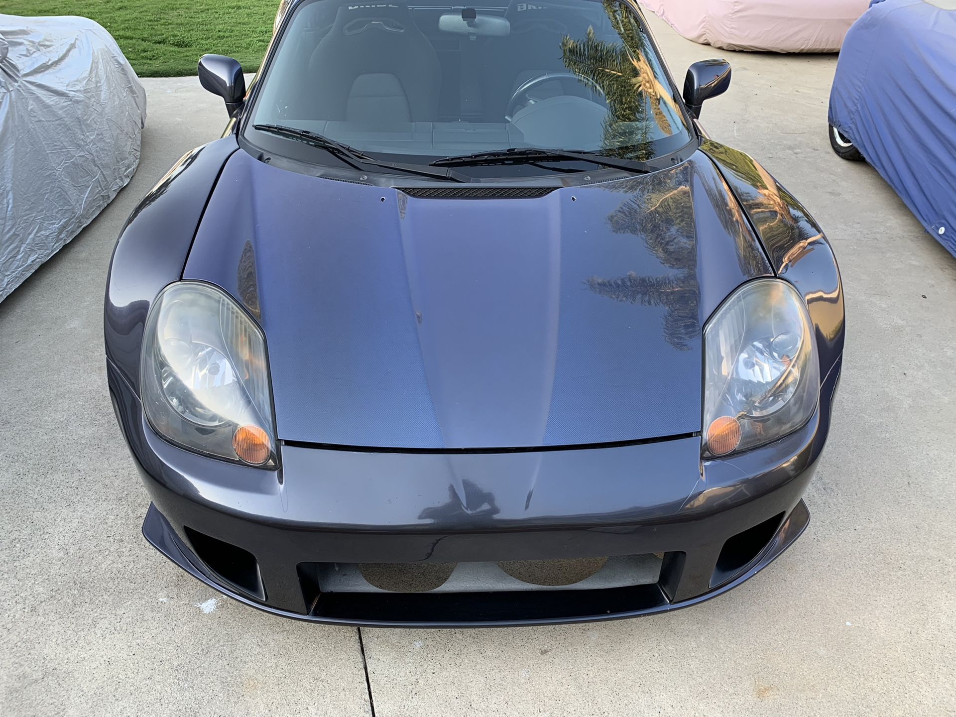 Toyota MR2 Spyder headlights