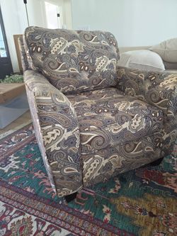 Comfy Arm Chair