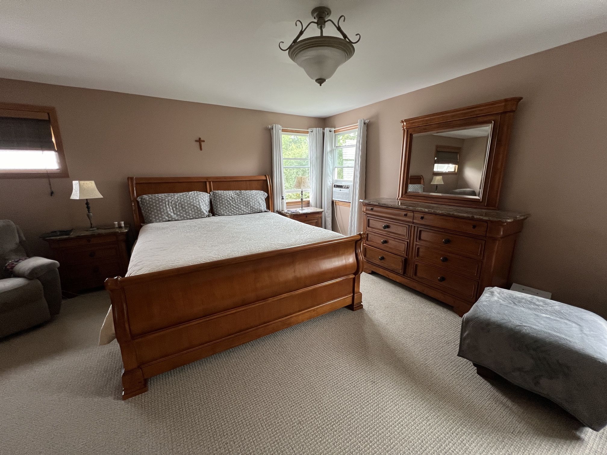 Cindy Crawford Home Collection King Bedroom Set
