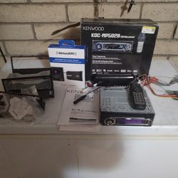 Kenwood Car Stereo with detachable face plate