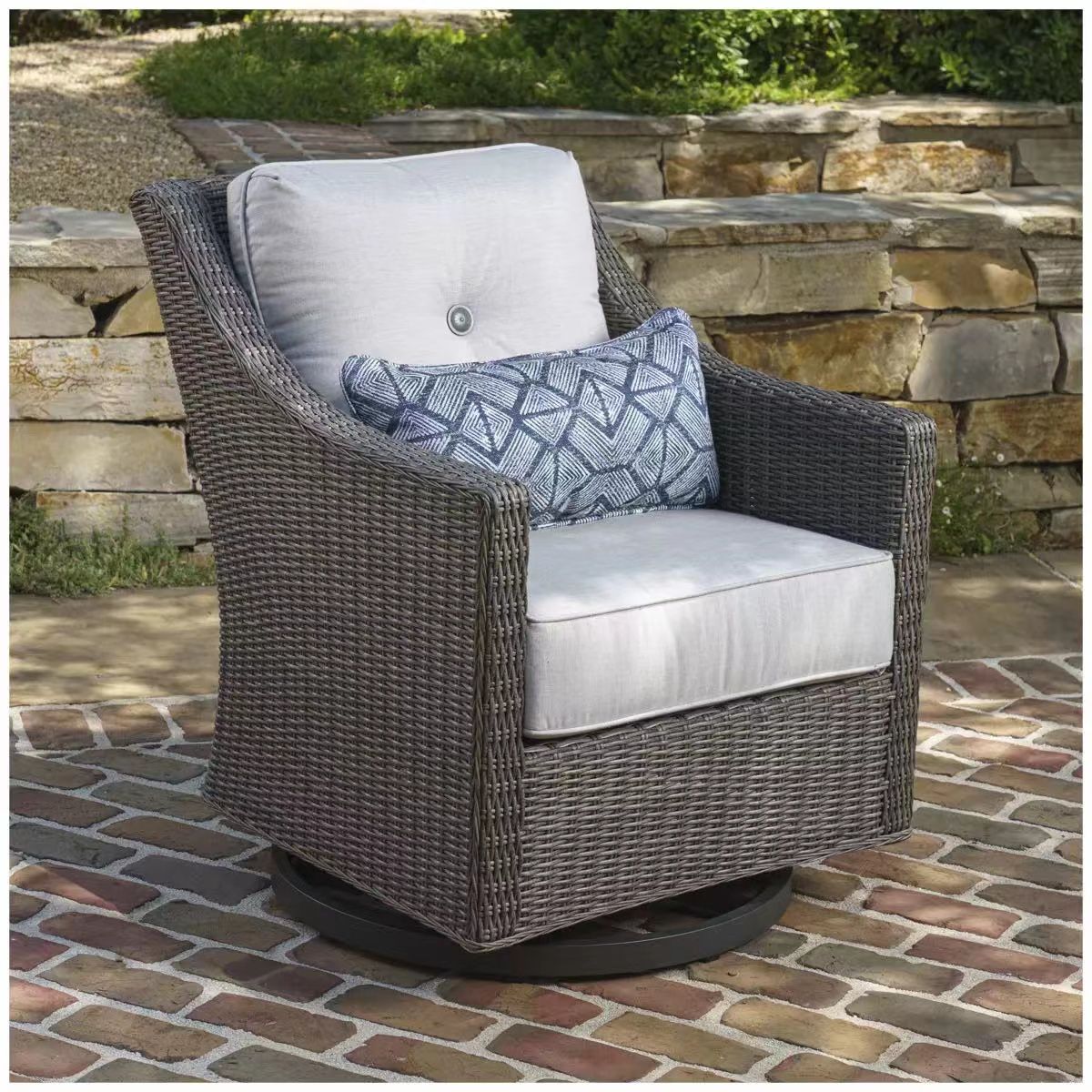 Outdoor Patio Seating （FRA10400SR212702GCF FRA19901SR） Don’t come the cushion