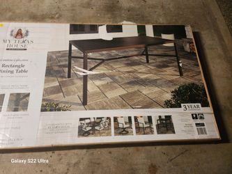 Patio table