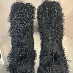Black Real Fur Shaggy Knee Boots Size 11 Message If need Delivery Or If Want To Pick Up From Summerdale Pratt Area 