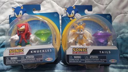 (NIB) Sonic the Hedghog - Knuckels & Tails 2.5in figures w/chaos emeralds