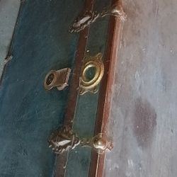 Old Trunk