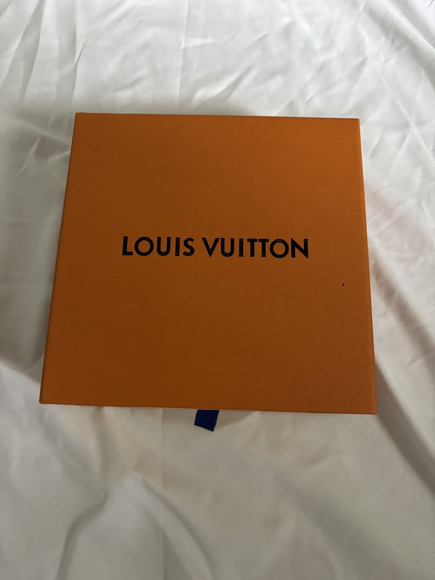 Brand New Louis Vuitton Belt Size 105cm
