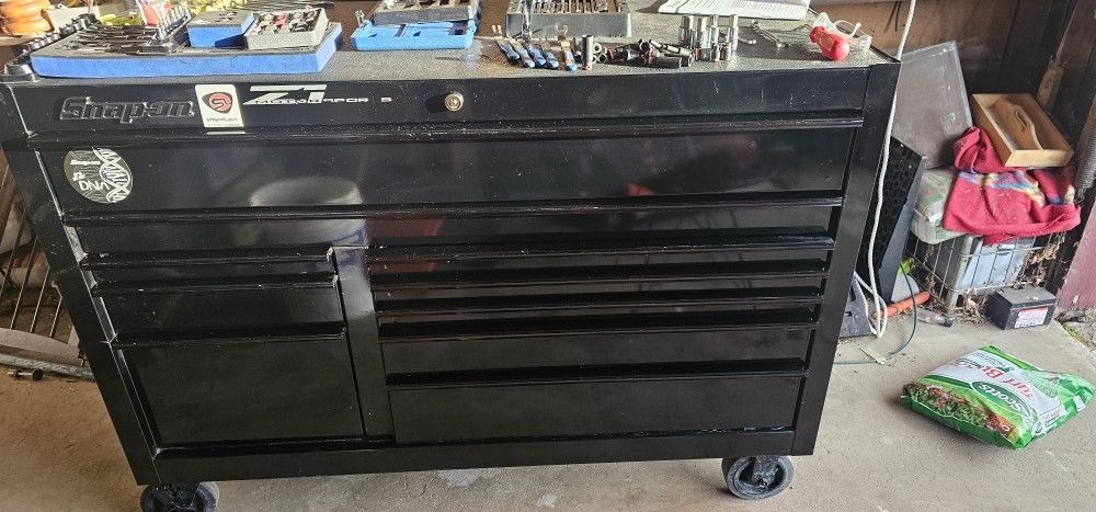 Snap On Tool Box 55" 10 Drawer