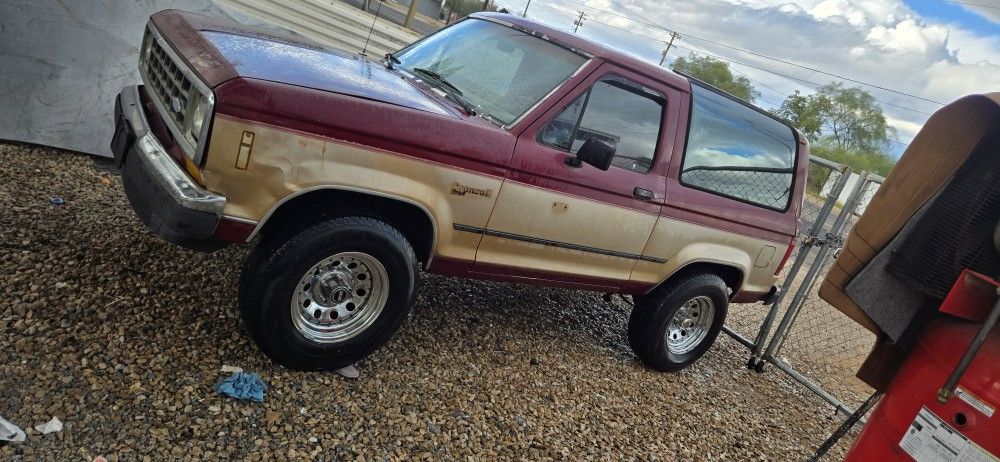 1988 Ford Bronco11 Runs And Drive Good