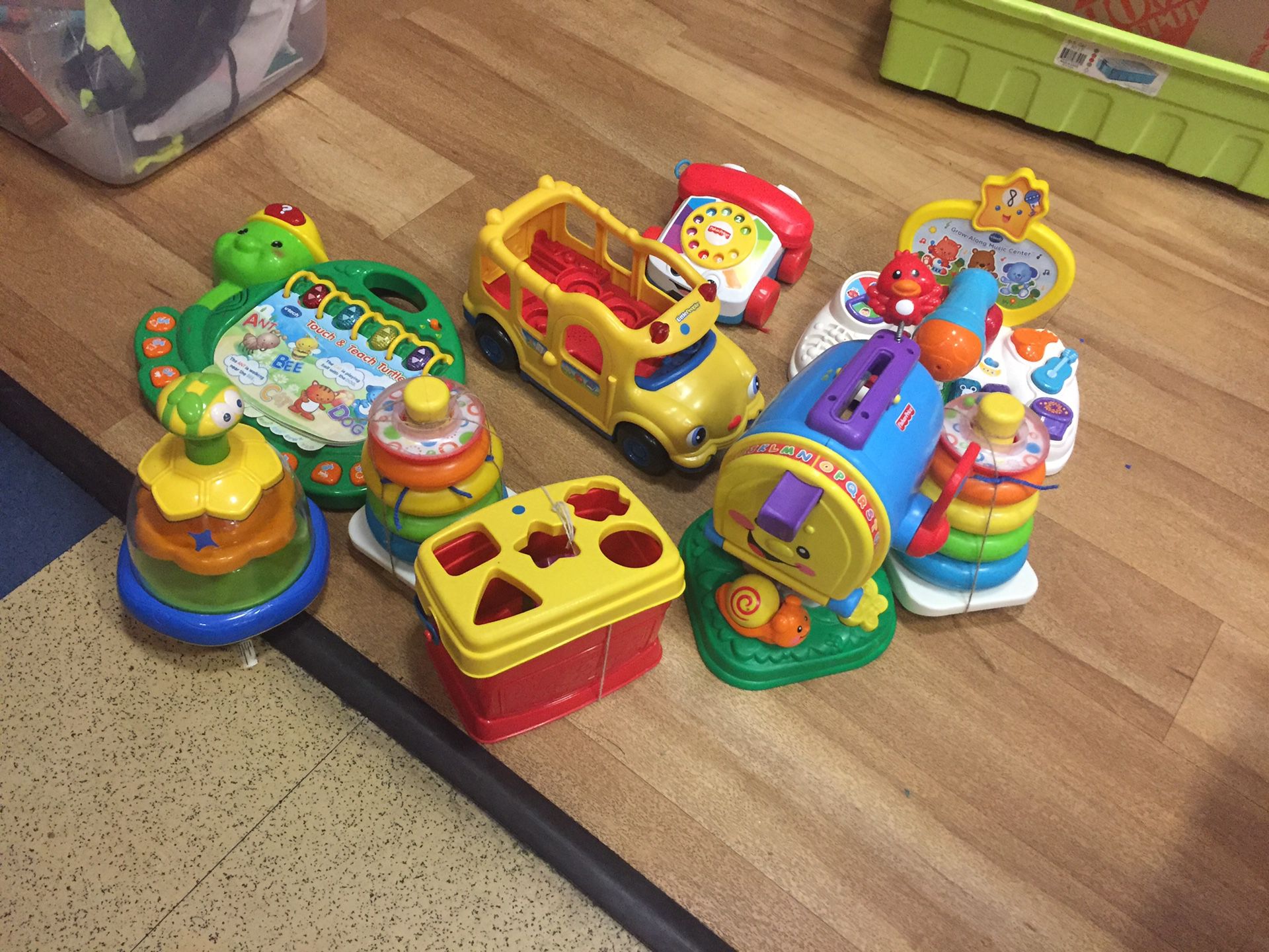 Fisher price and VTECh and leapfrog baby toddler set lot