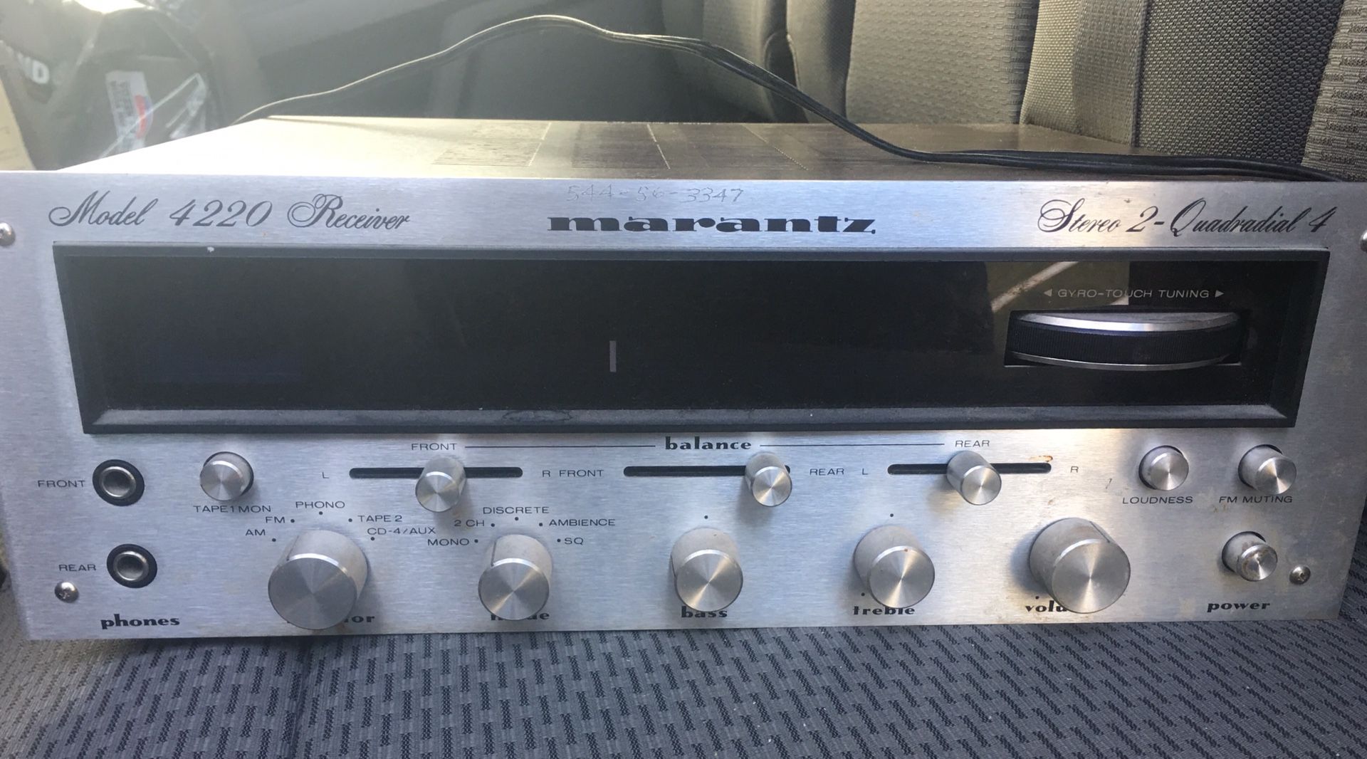 Marantz - Model 4220 Receiver with original Speakers. Works great