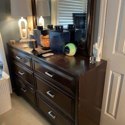 Complete bedroom set for sale