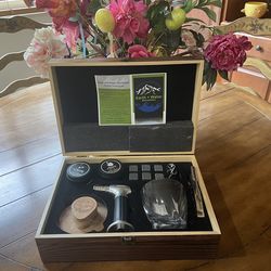 Great Gift… Or just for yourself….. A Unique Cocktail Smoker…. MARKED DOWN Spring Sizzler Dealt