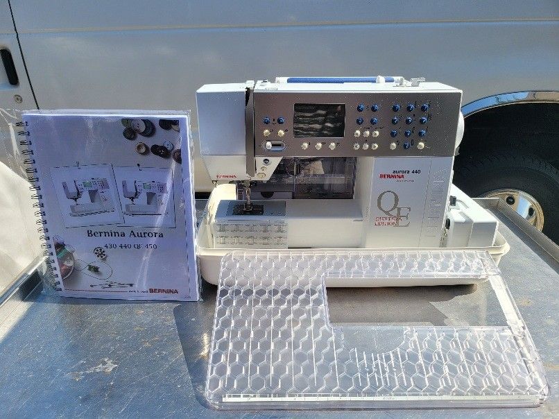 Sewing Machine-Bernina Aurora 440 QE Quilters Edition