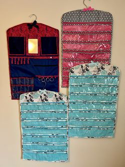 4 Hanging Jewelry Holders