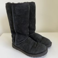 UGG Classic Tall II Suede Water Repellent Boots Women’s Size 7