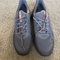 Under Armour HOVR Infinite Comfort Deluxe System Sneakers