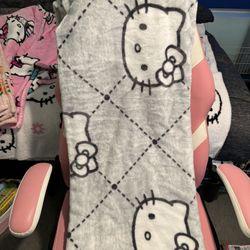 Hello kitty blanket