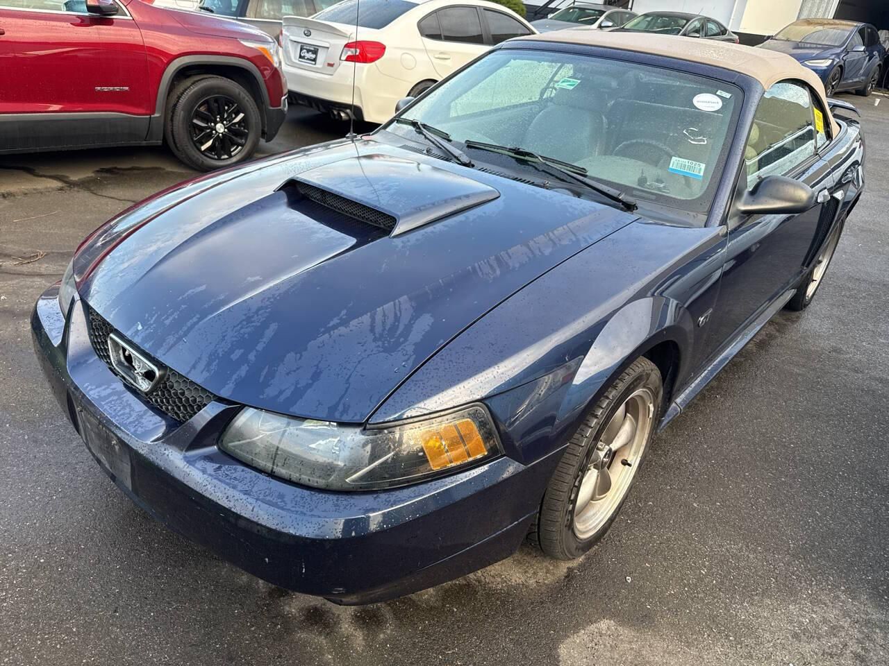 2003 Ford Mustang