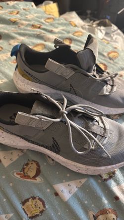 Mike size 8 men’s