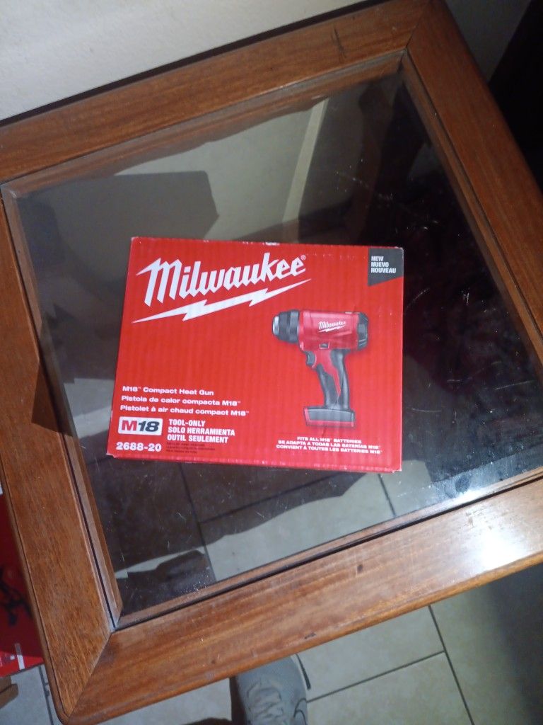 Milwaukee m eighteen heating gun