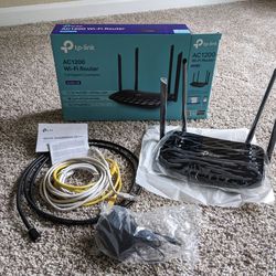 TP - Link Wifi Router