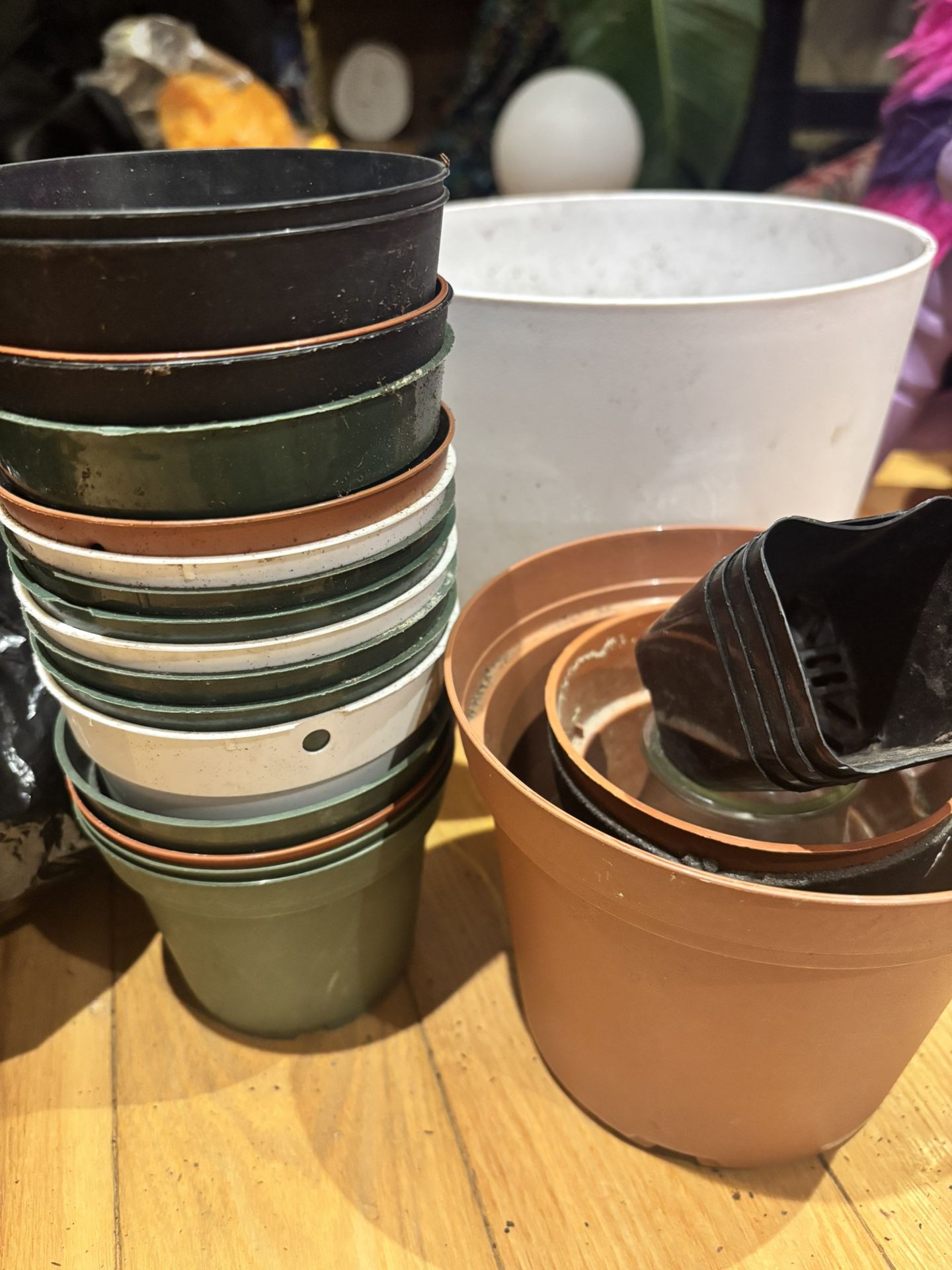Plastic Plant Pots