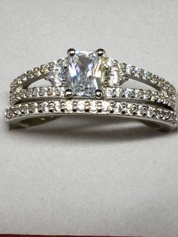 Beautiful Princess cut wedding ring set