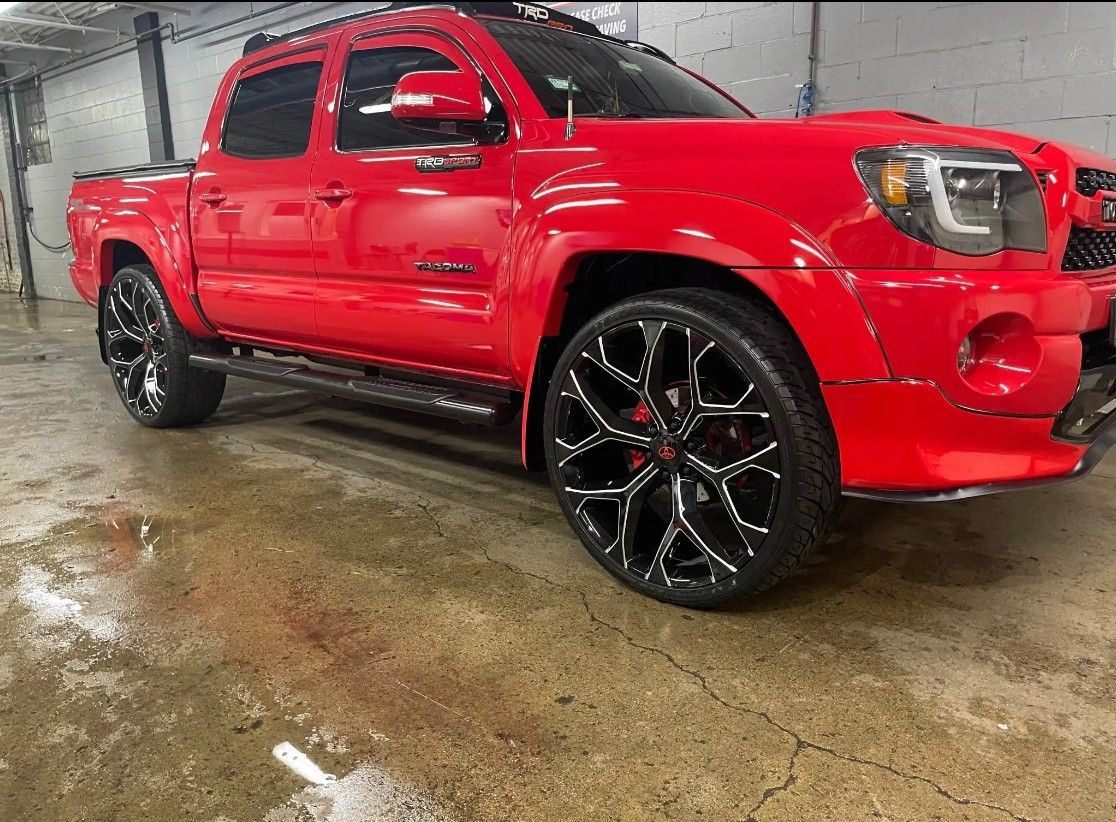 Toyota Tacoma